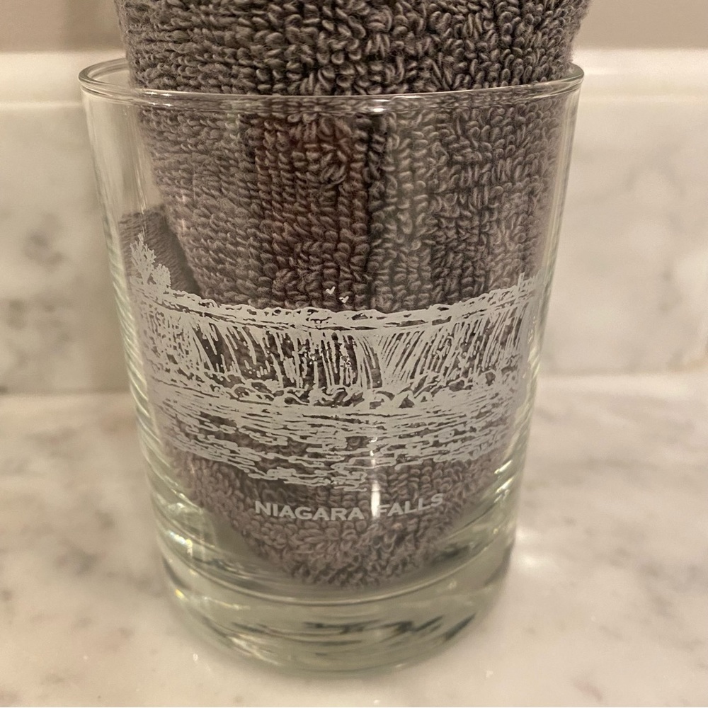 Niagara Falls Rocks Glass